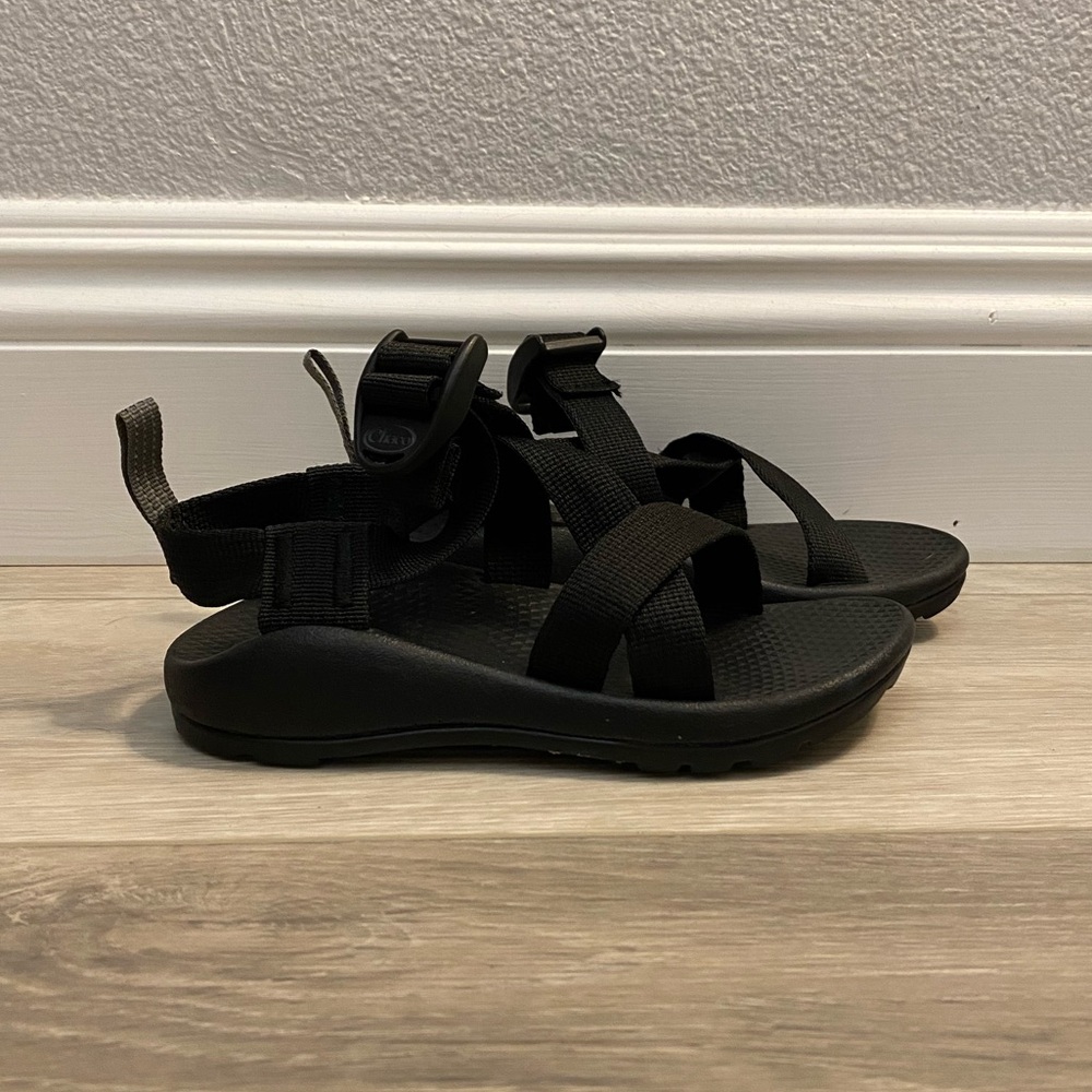 Like new Chacos